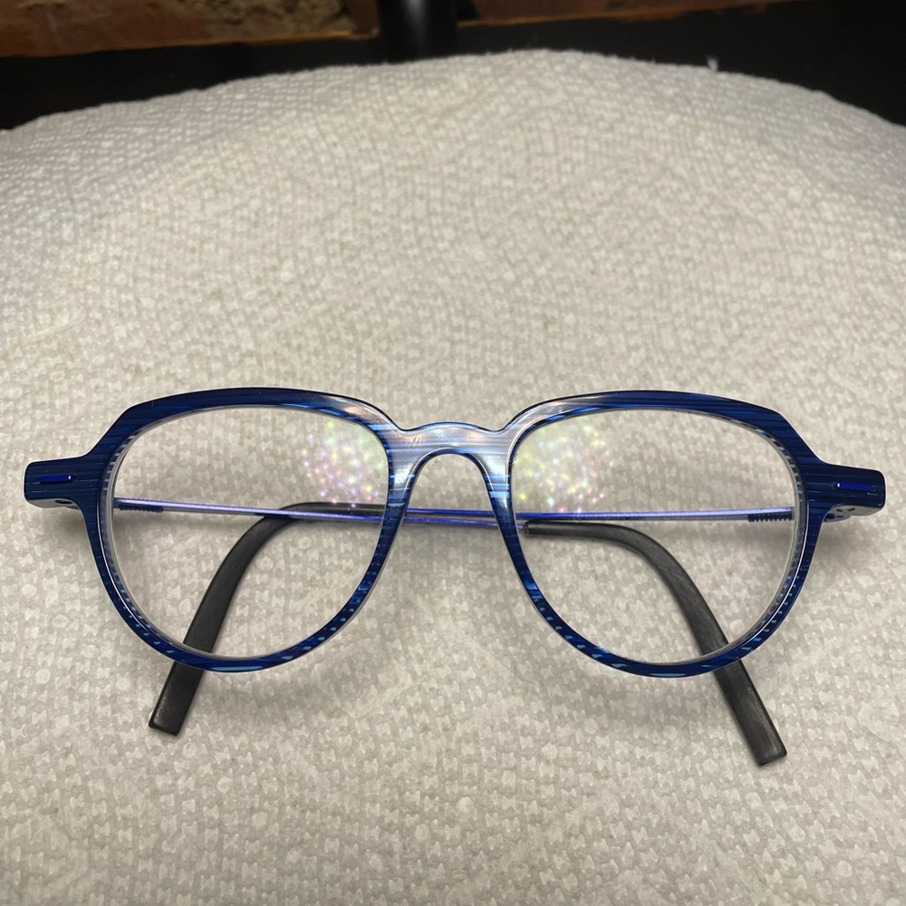 Theo for Anne et Valentin, Theo Pyra frame 009 eye glass frames, blue